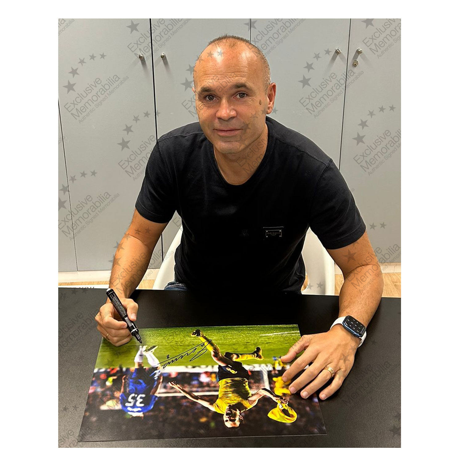 Andres Iniesta Signed Barcelona Football Photo: Semi-Final Goal. Deluxe Frame