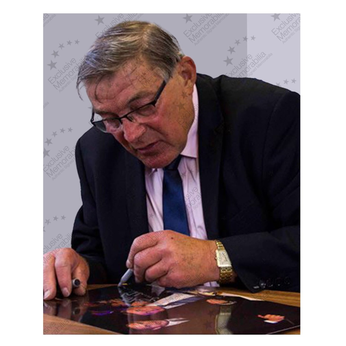 Bobby Tambling Signed Chelsea Photo: The 200 Club. Framed