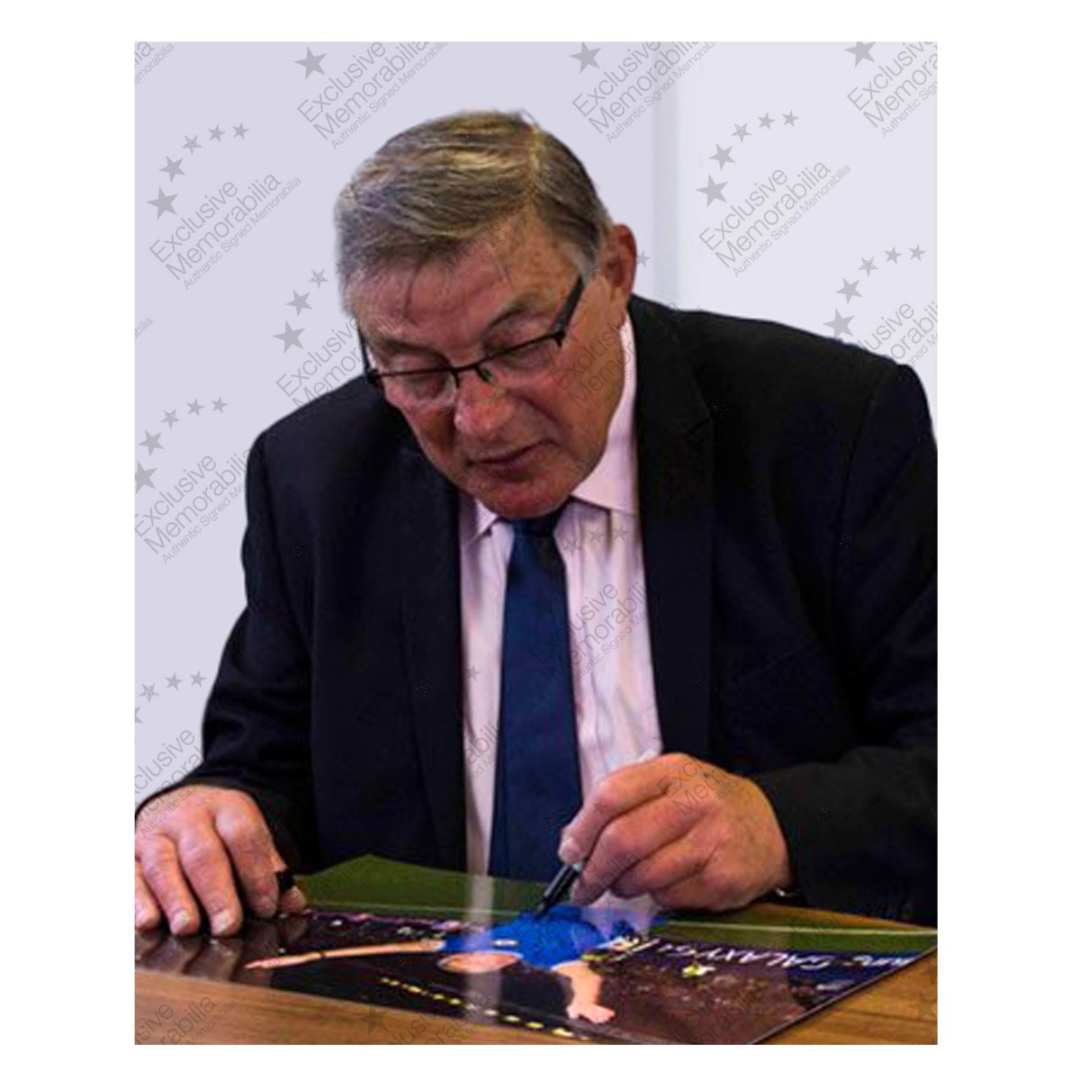 Bobby Tambling Signed Chelsea Photo: The Bridge. Deluxe Frame