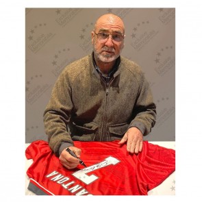 Eric Cantona Signed 1996 Manchester United Football Shirt. Superior Frame