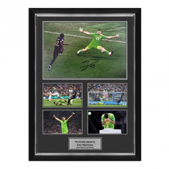 Emi Martinez Signed Argentina Football World Cup Photo Presentation. Deluxe Silver