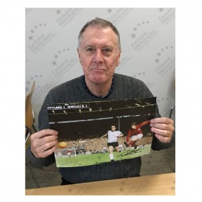 Geoff Hurst Signed England Football Photo: 1966 World Cup. Standard Frame