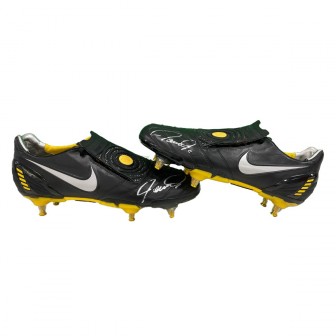 Fernando Torres Signed 2008 Total 90 Laser Football Boots: Black/ Yellow