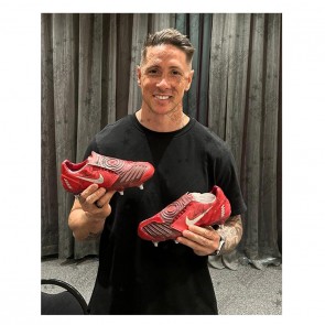 Fernando Torres Signed 2008 Total 90 Laser Football Boots: Red
