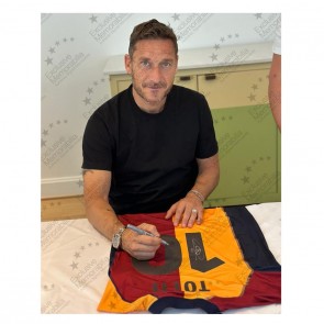 Francesco Totti Signed AS Roma 2001-02 Football Shirt. Icon Frame