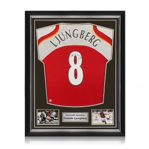 Freddie Ljungberg Signed Arsenal 2004-05 Football Shirt. Superior Frame