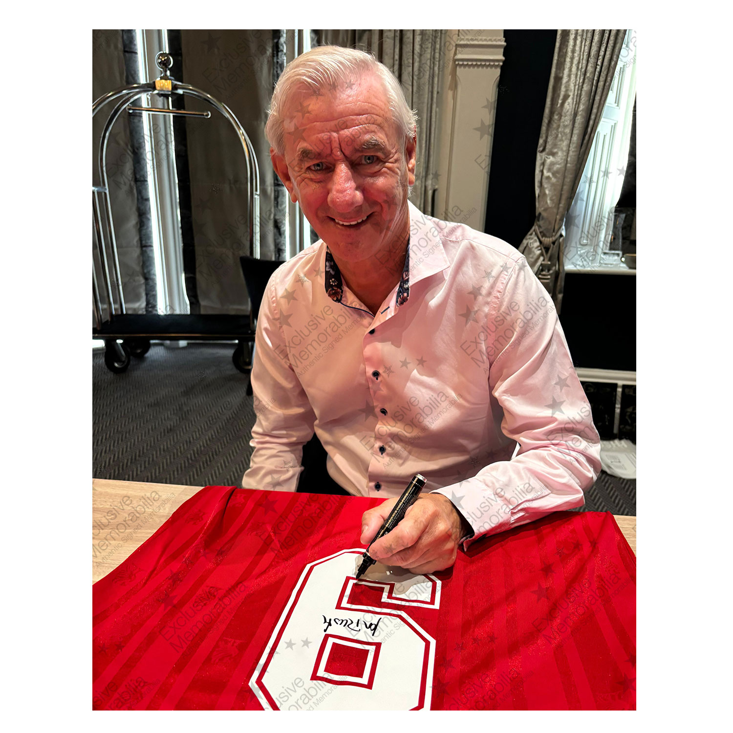 Ian Rush Back Signed Liverpool 1985-86 Football Shirt. Superior Frame