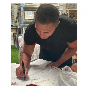 Jason Robinson Signed England Rugby Shirt. Deluxe Frame