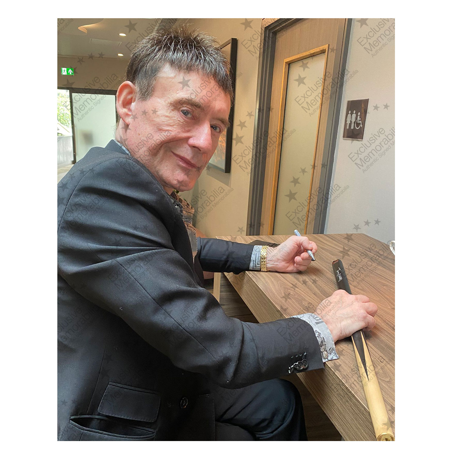 Jimmy White Signed Snooker Cue
