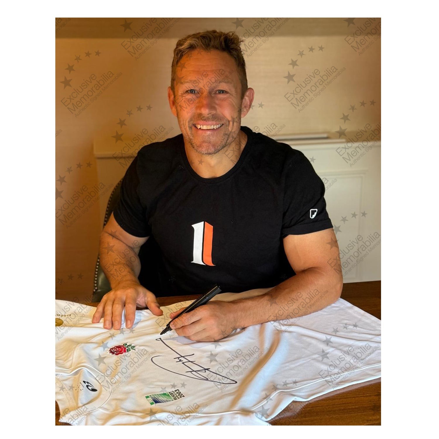 Jonny Wilkinson Signed Commemorative Champions '03 England Rugby Shirt. Standard Frame