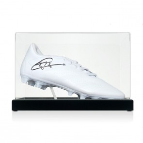 Jonny Wilkinson Signed White Boot. In Display Case