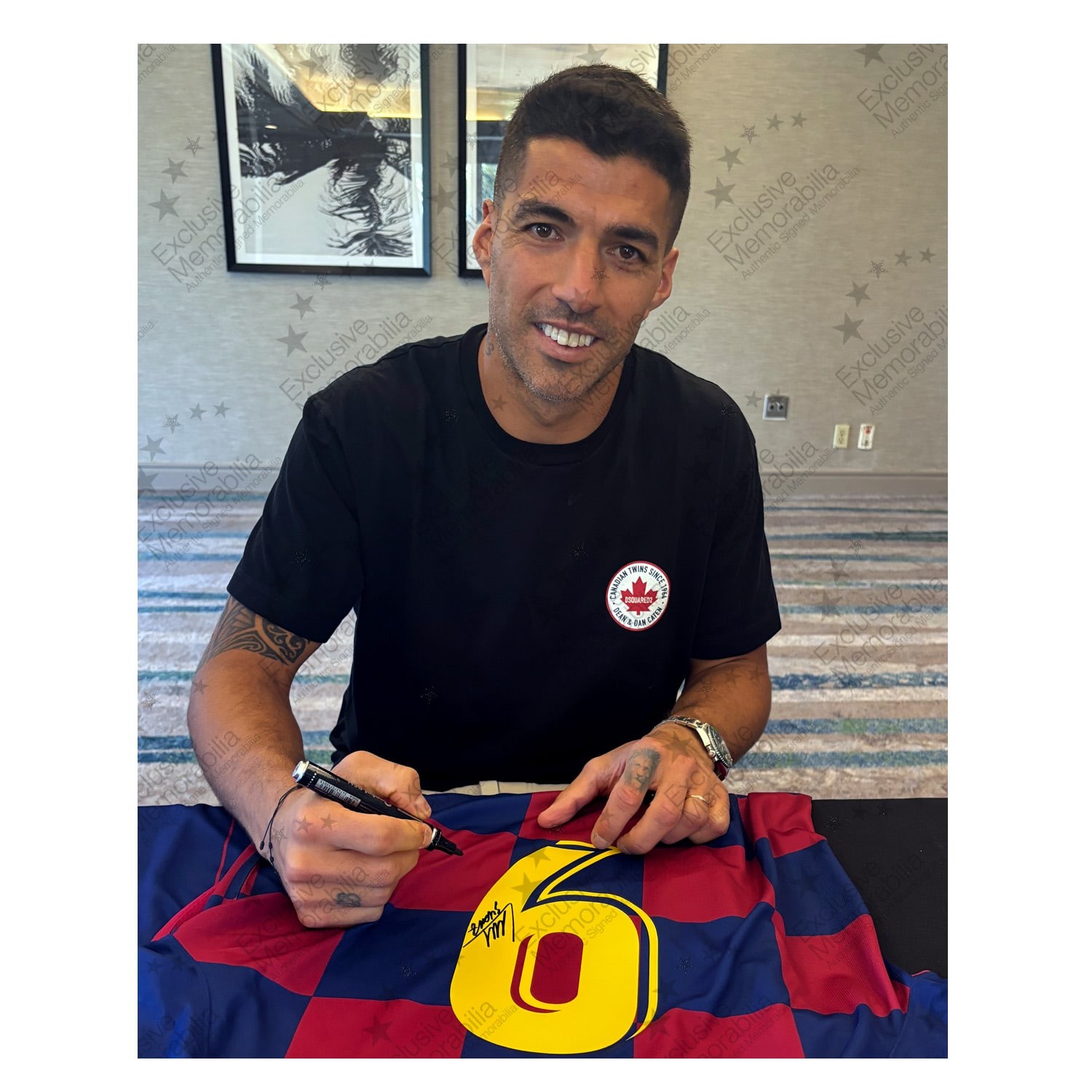 Luis Suarez Signed Original Barcelona 2019-20 Home Football Shirt (Fan Style Printing). Superior Frame