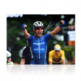 Mark Cavendish Signed Cycling Photo: The Comeback