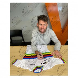 Mark Cavendish Signed World Cycling Champion Rainbow Fan Jersey