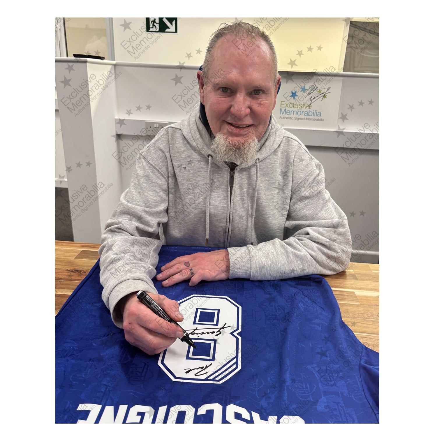 Paul Gascoigne Signed Rangers 1996-97 Home Football Shirt. Standard Frame
