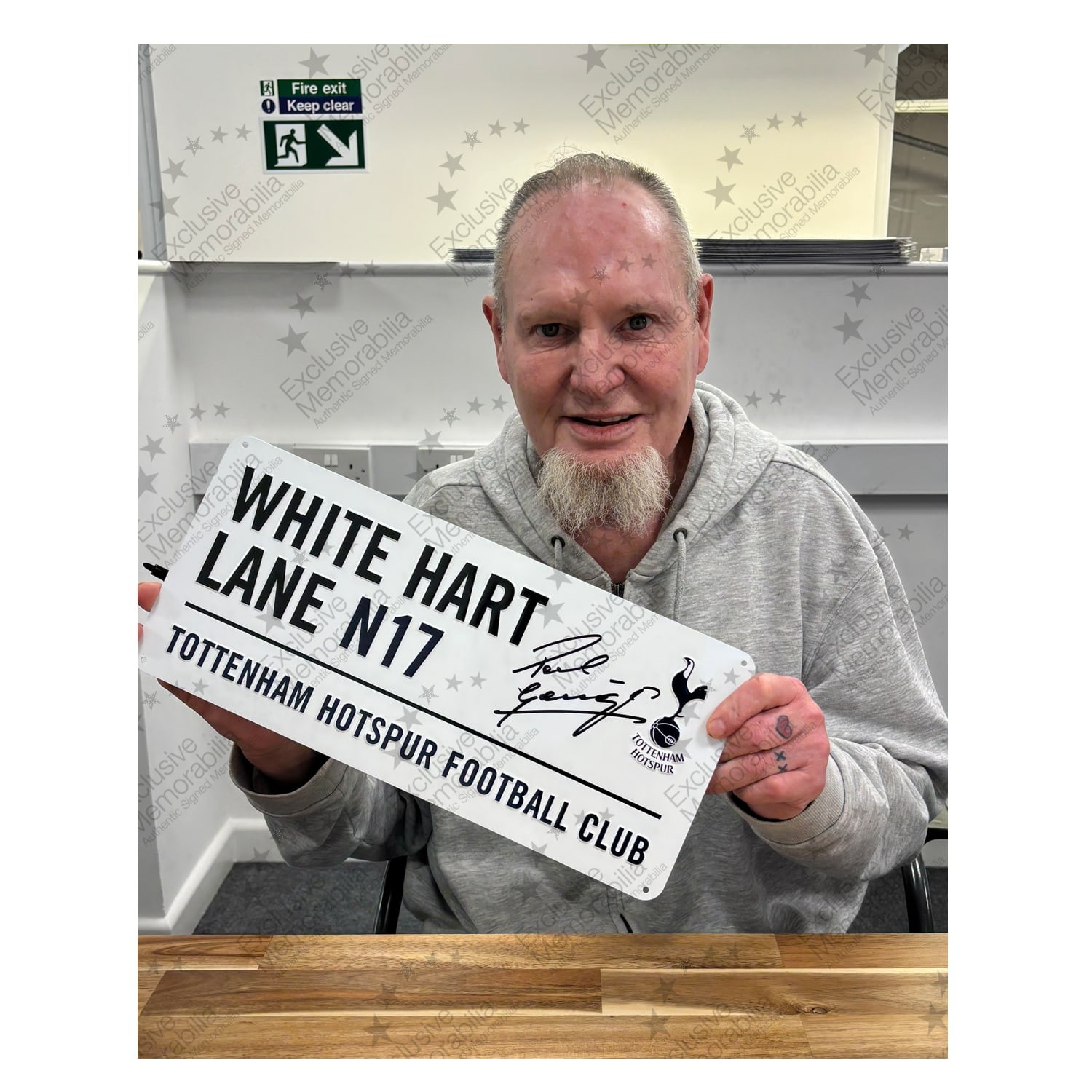 Paul Gascoigne Signed Tottenham Hotspur Street Sign. Framed
