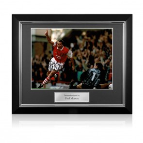 Paul Merson Signed Arsenal Photo: Magic Man. Deluxe Frame