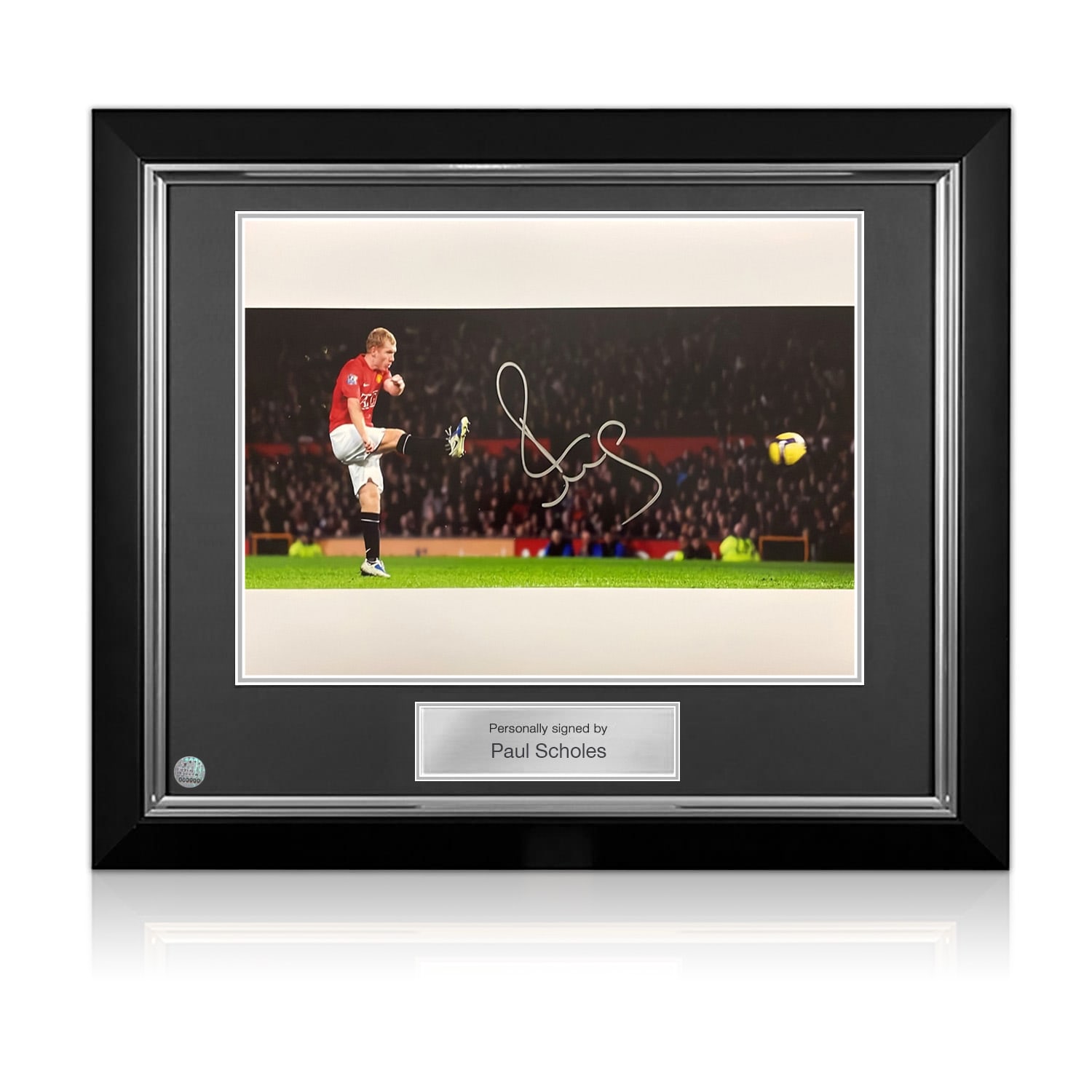 Paul Scholes Signed Manchester United Football Photo: Strike. Deluxe Frame