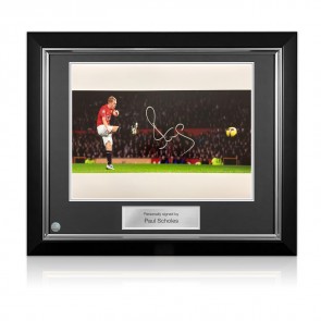 Paul Scholes Signed Manchester United Football Photo: Strike. Deluxe Frame