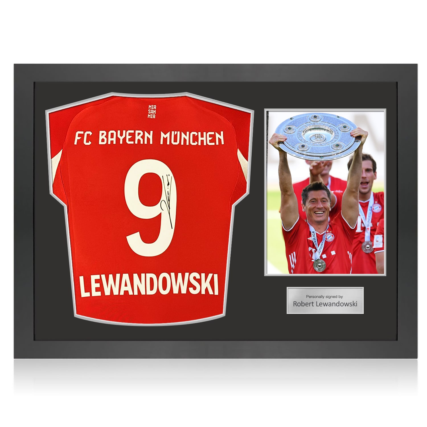 Robert Lewandowski Signed Bayern Munich 2025-26 Football Shirt. Icon Frame