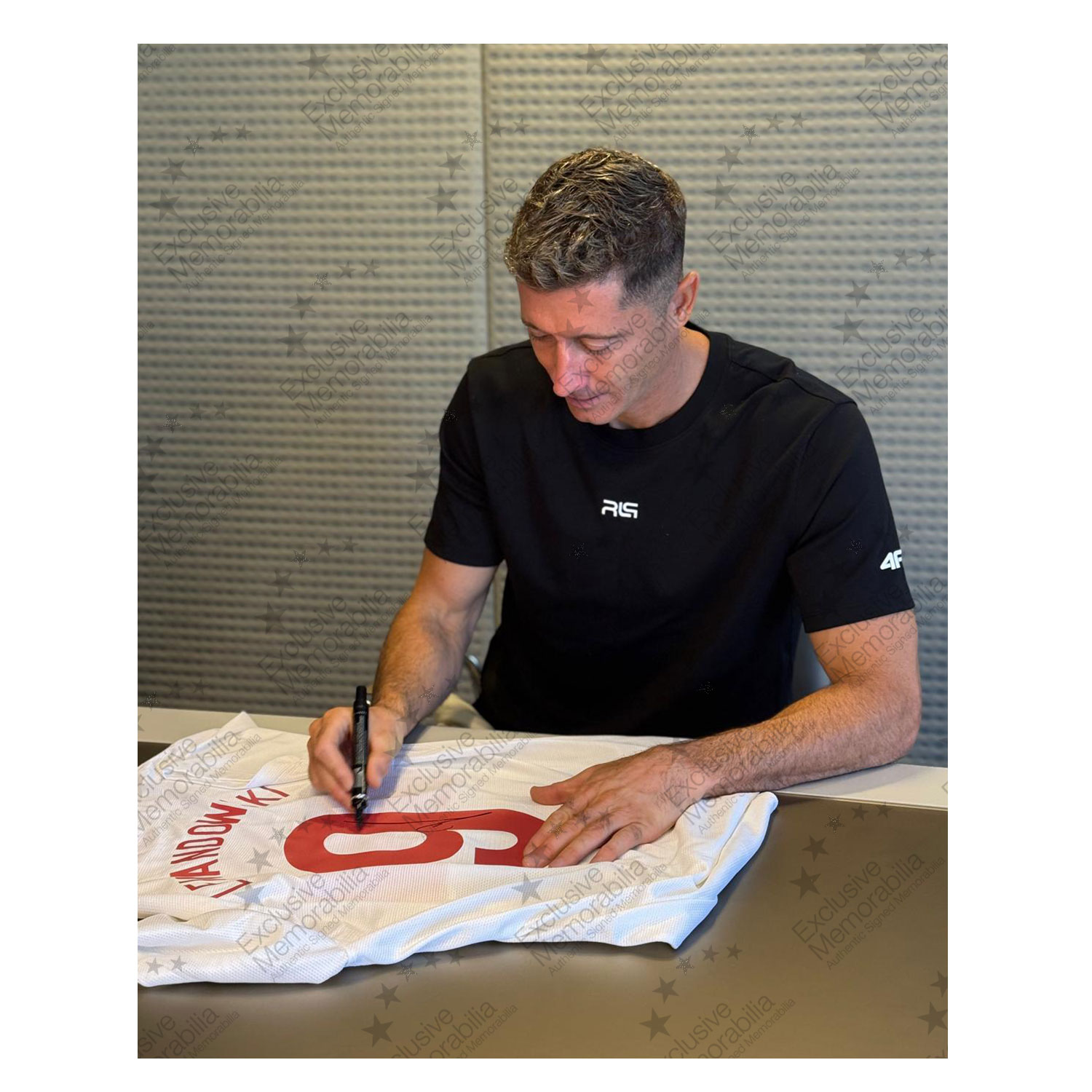 Robert Lewandowski Signed Original Poland 2012-13 Football Shirt (Fan Style)