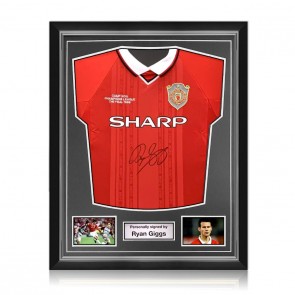 Ryan Giggs Signed Manchester United 1999 Football Shirt. Superior Frame