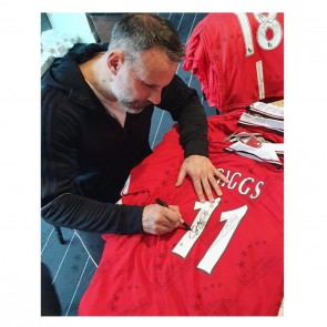 Ryan Giggs Signed Manchester United 1998 Football Shirt. Standard Frame