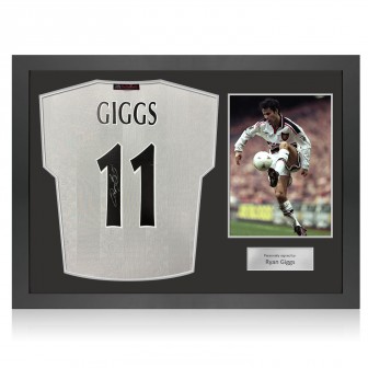 Ryan Giggs Signed Original Manchester United 1997-99 Away Football Shirt. Icon Frame