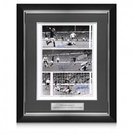 Scotland Photo Signed By Denis Law, Bobby Lennox And Jim McCalliog. Deluxe Framed
