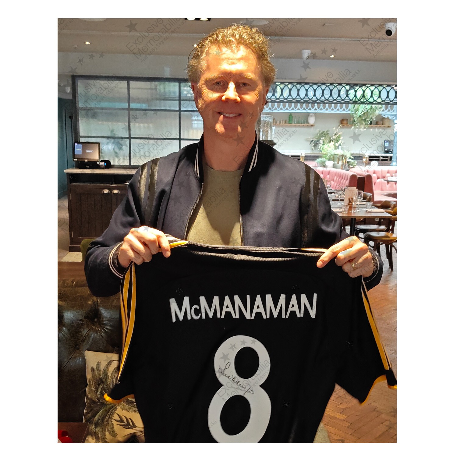 Steve McManaman Signed Real Madrid 1999-2000 Away Football Shirt. Superior Frame