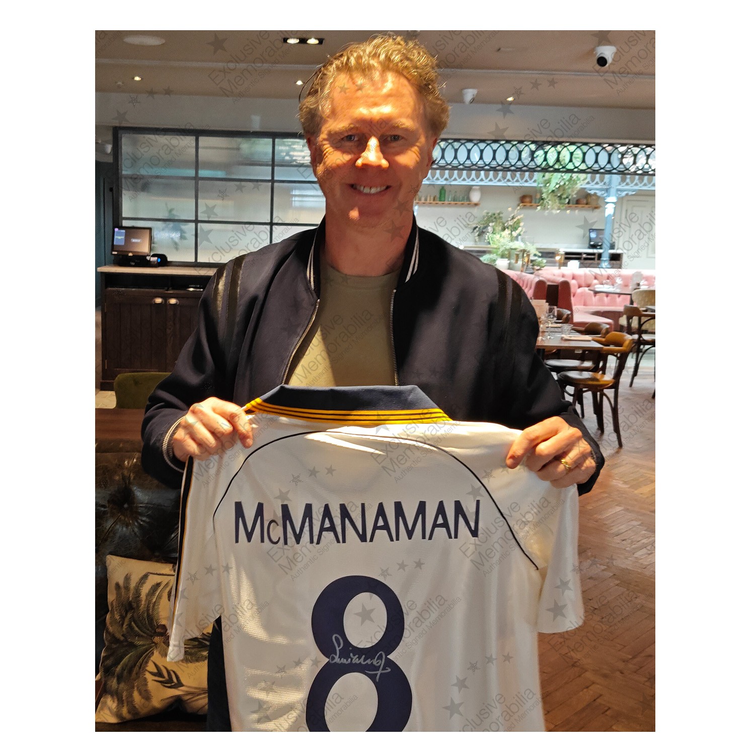 Steve McManaman Signed Real Madrid 1999-2000 Home Football Shirt. Superior Frame