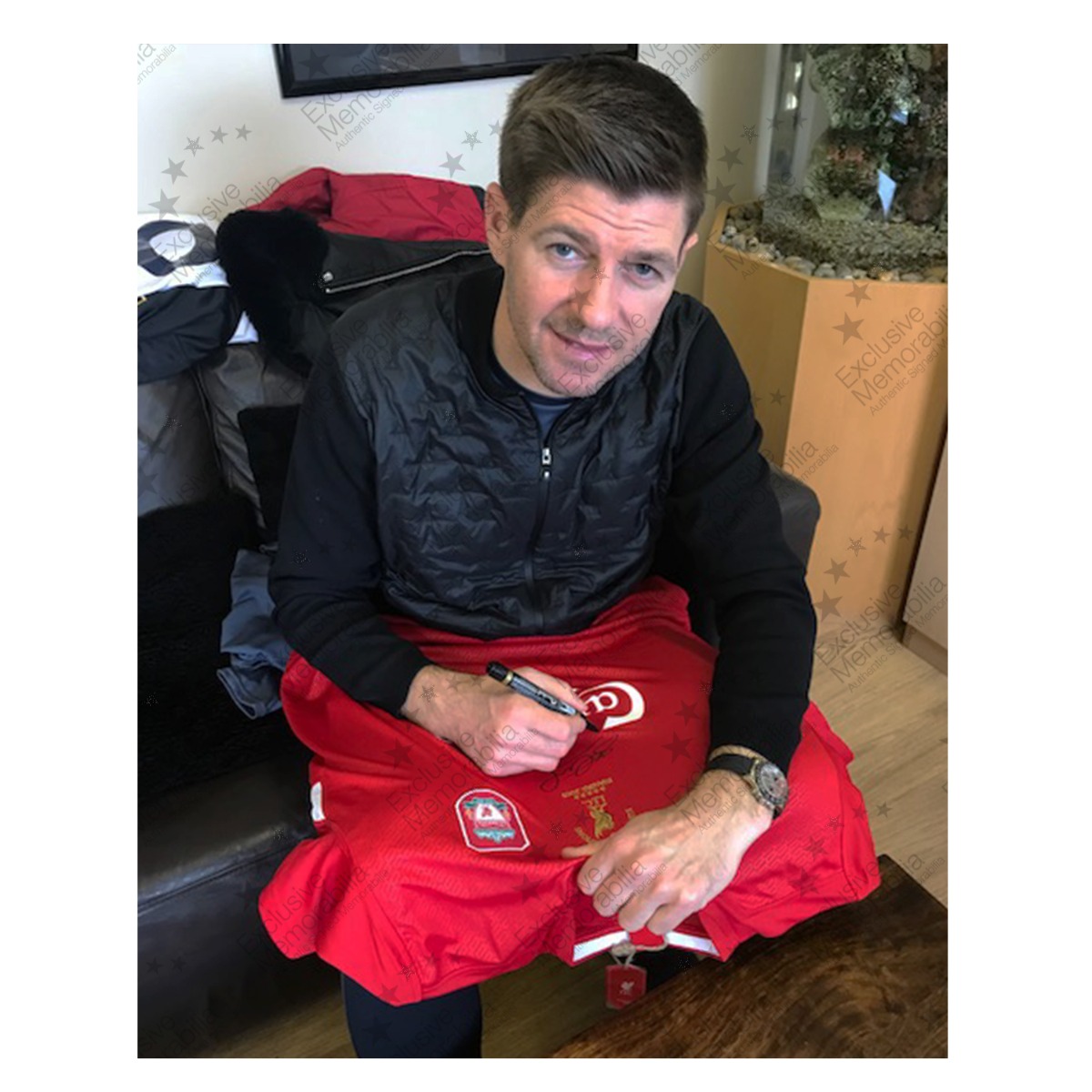 Steven Gerrard, Xabi Alonso and Vladimir Smicer Signed Liverpool 2005 Football Shirt