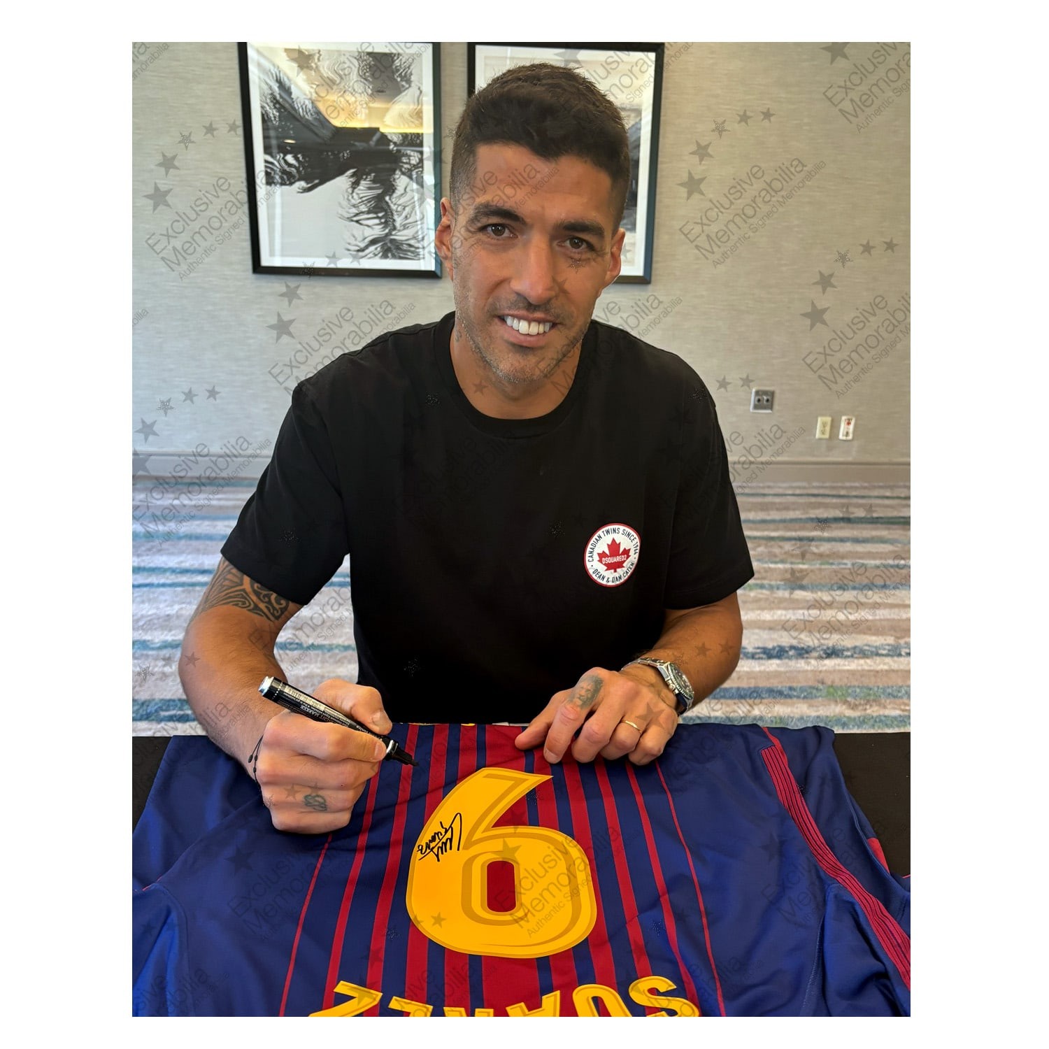 Luis Suarez Signed Original Barcelona 2017-18 Home Football Shirt (Fan Style Print). Icon Frame