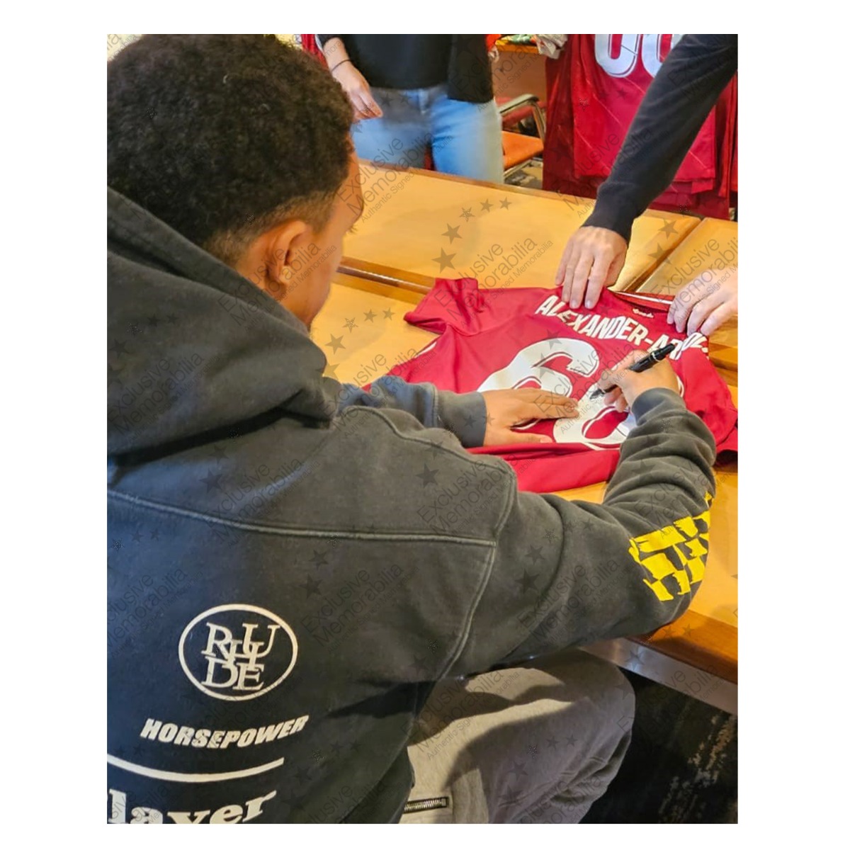 Trent Alexander-Arnold Signed Liverpool 2018-19 Football Shirt. Superior Frame