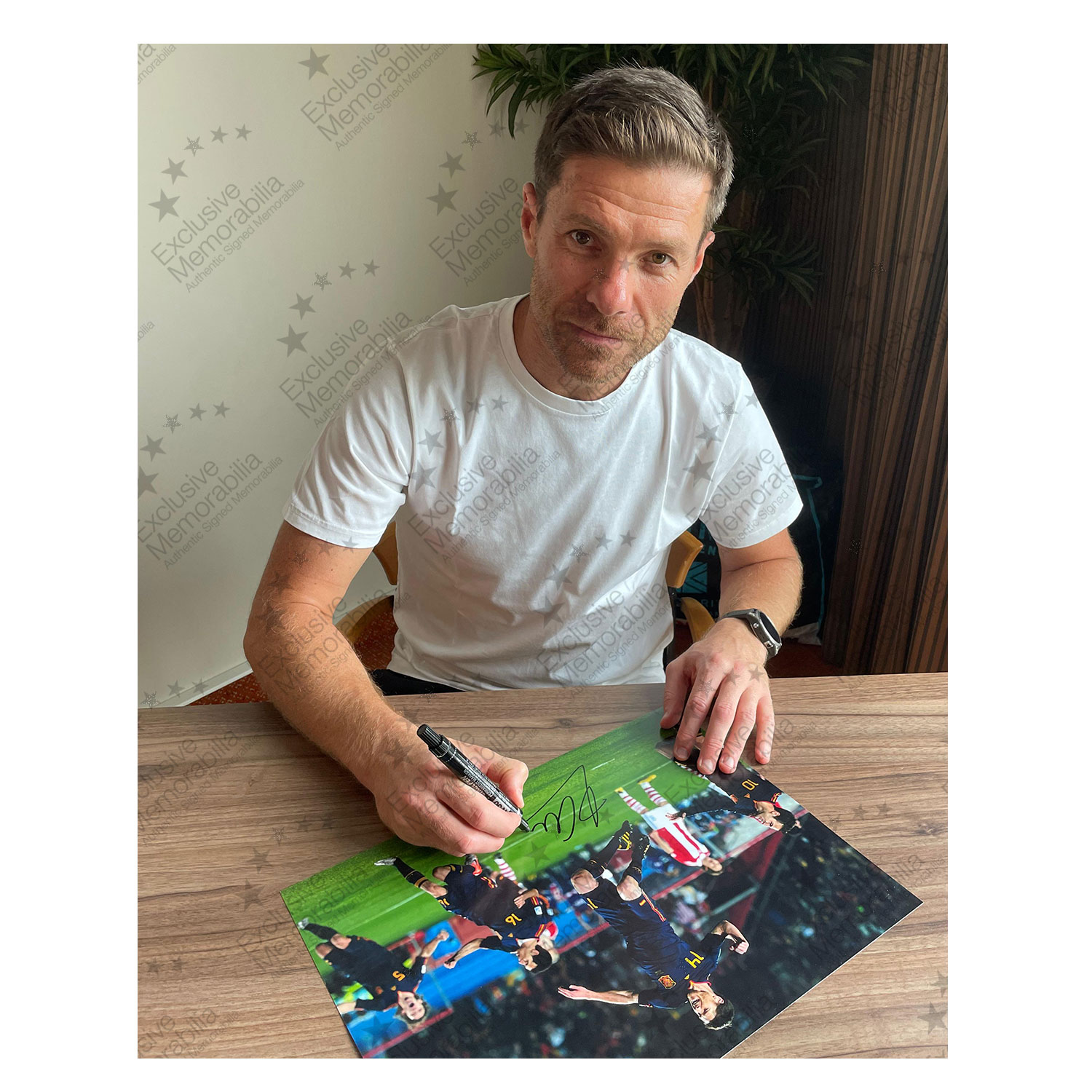Xabi Alonso Signed Spain Football Photo: 2010 World Cup Goal. Deluxe Frame