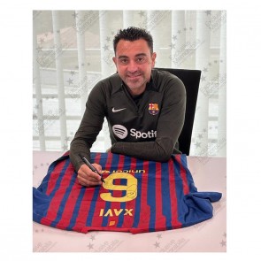 Xavi Hernandez Signed Barcelona 2011-12 Football Shirt