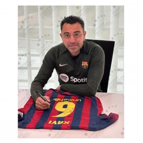 Xavi Hernandez Signed Barcelona 2013-14 Football Shirt. Standard Frame