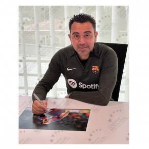 Xavi Hernandez Signed Barcelona Football Photo. Deluxe Frame